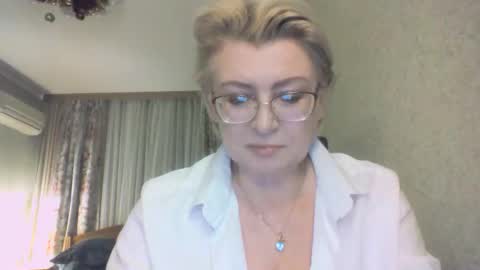 Snapshot of laramrs chatting on December 2025 05:06:02 PM laramrs online show from December 2025 05:06:02 PM