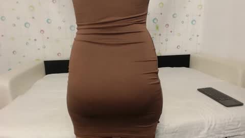 Snapshot of larataylorrr chatting on October 2025 06:00:01 AM larataylorrr online show from October 2025 06:00:01 AM