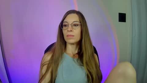 larawintersxxx online show from October 2025 07:47:02 PM