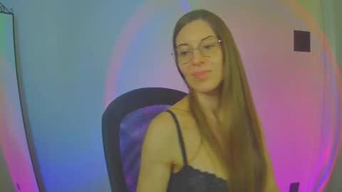 larawintersxxx online show from October 2025 10:44:02 PM
