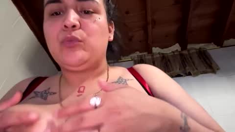 lareinapussy online show from April 2026 09:24:01 PM