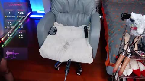 Mykhaila online show from February 2025 08:05:01 PM