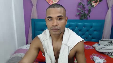 Snapshot of larenz_tate chatting on June 2026 08:42:01 AM larenz_tate online show from June 2026 08:42:01 AM