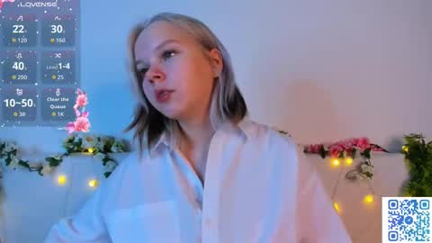 Snapshot of large_ocean chatting on November 2025 02:26:01 AM Rose online show from November 2025 02:26:01 AM