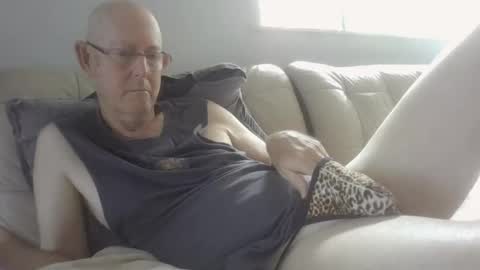 largerthan-   say hi on entry online show from February 2026 11:45:01 PM