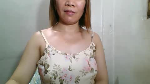 Larice online show from May 2026 04:21:01 AM