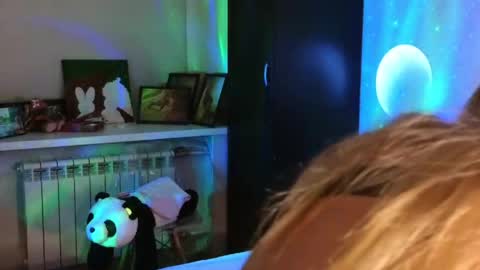 LarineGMT7  UTC6  online show from April 2026 01:41:01 PM