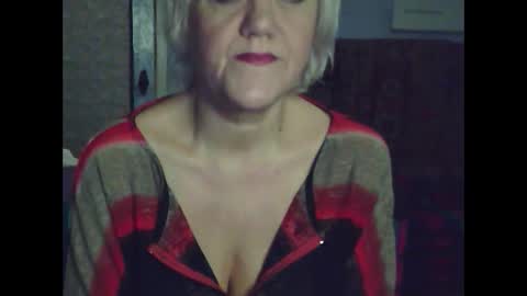 larisaq4ugo24 online show from January 2025 07:49:01 AM