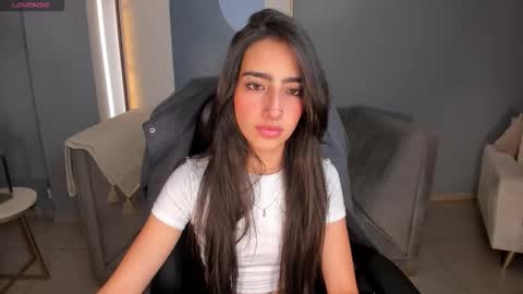 Snapshot of larisasmirnov chatting on September 2025 11:50:01 PM Larisa Smirnov online show from September 2025 11:50:01 PM