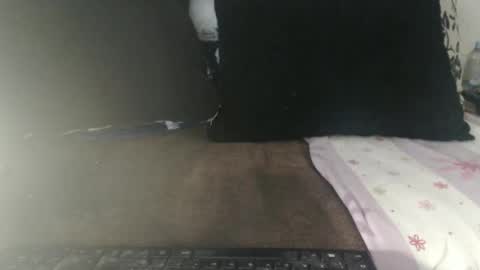 Lariss online show from April 2026 08:26:01 AM