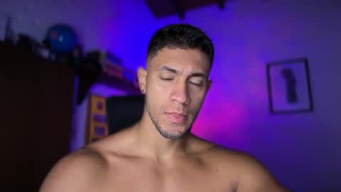 Snapshot of larry_jones chatting on November 2025 01:13:01 PM andrew online show from November 2025 01:13:01 PM