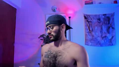 Snapshot of larry_stewart chatting on November 2025 03:24:02 PM larry_stewart online show from November 2025 03:24:02 PM