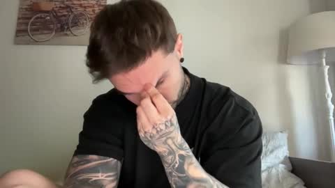 larsskeet online show from November 2025 01:47:02 PM