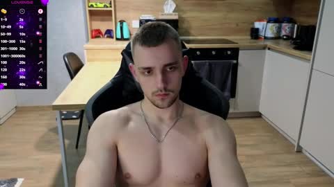 Snapshot of larstar01 chatting on March 2025 11:31:02 PM Lars online show from March 2025 11:31:02 PM