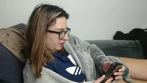 raisa online show from October 2025 04:27:01 AM