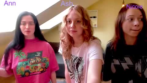 lastpizzaparty online show from June 2026 08:37:02 AM
