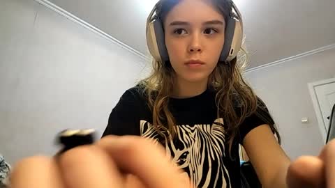 Snapshot of lateshastarnaud chatting on April 2026 12:36:02 PM Linet online show from April 2026 12:36:02 PM