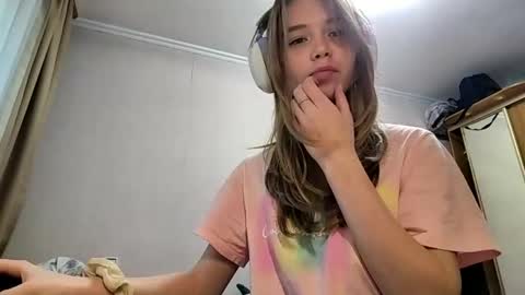 Snapshot of lateshastarnaud chatting on April 2026 09:02:01 AM Linet online show from April 2026 09:02:01 AM
