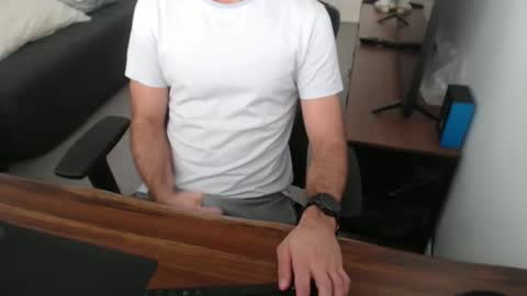 latexdave84 online show from January 2026 03:43:02 AM