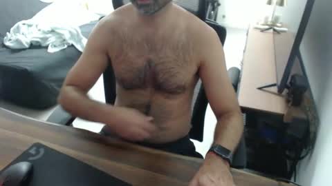 latexdave84 online show from April 2026 10:32:01 AM