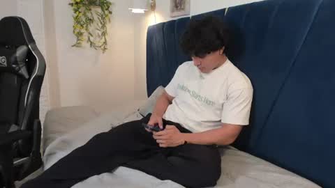 Snapshot of latin_beastx chatting on June 2026 08:19:02 PM latin_beastx online show from June 2026 08:19:02 PM