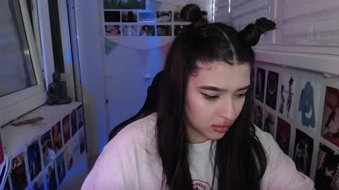 miiiiiiaaaa online show from February 2025 06:11:02 AM