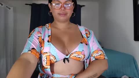 FLOR SALVAJE online show from September 2025 03:01:02 PM