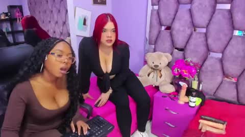 Snapshot of latinas_anales chatting on January 2025 01:43:01 PM latinas_anales online show from January 2025 01:43:01 PM