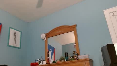 Snapshot of latinfyre chatting on October 2025 05:22:01 PM Chris online show from October 2025 05:22:01 PM