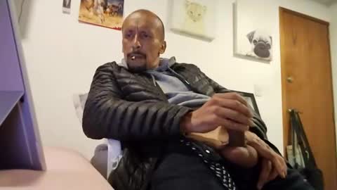 latinhardfuker1980 online show from February 2025 12:10:01 AM