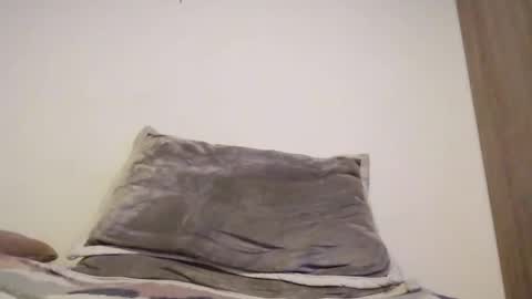 latinhardfuker1980 online show from February 2025 03:20:01 AM