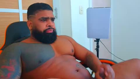 Snapshot of latinhot202423 chatting on January 2026 01:48:02 PM blackBear online show from January 2026 01:48:02 PM