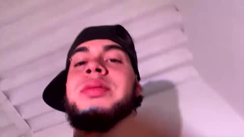 Snapshot of latinmanlive chatting on February 2026 06:15:01 PM Men online show from February 2026 06:15:01 PM