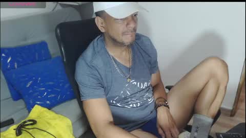 latinmartin254 online show from June 2026 03:23:01 PM