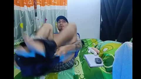 Latinxsex online show from April 2026 02:00:01 AM