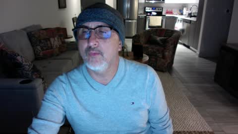 QS - INDEPENDENT MODEL online show from January 2025 05:11:01 AM