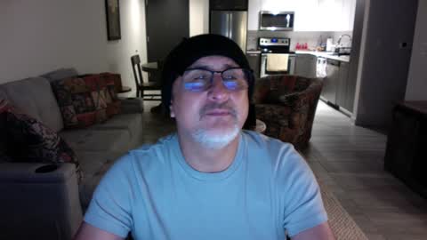 QS - INDEPENDENT MODEL online show from January 2025 02:36:01 AM