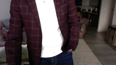 QS - INDEPENDENT MODEL online show from January 2025 03:32:01 PM