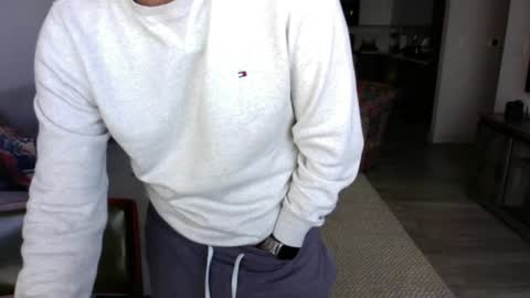 QS - INDEPENDENT MODEL online show from January 2025 06:35:01 PM