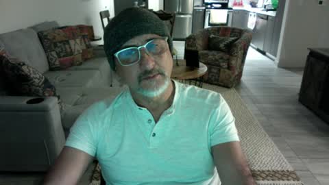 QS - INDEPENDENT MODEL online show from January 2025 05:51:02 AM