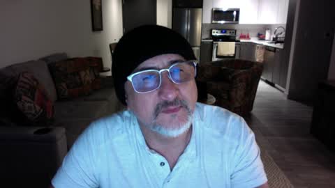 QS - INDEPENDENT MODEL online show from February 2025 02:17:01 AM