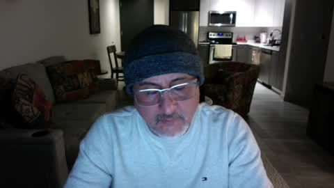 QS - INDEPENDENT MODEL online show from February 2025 02:25:02 AM