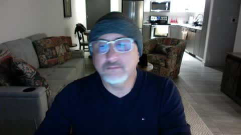 QS - INDEPENDENT MODEL online show from February 2025 04:46:02 AM