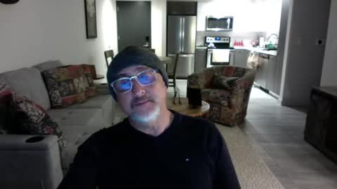 QS - INDEPENDENT MODEL online show from February 2025 05:09:01 AM