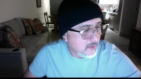 QS - INDEPENDENT MODEL online show from February 2025 06:37:01 AM