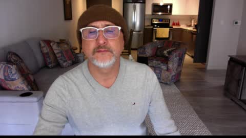 QS - INDEPENDENT MODEL online show from February 2025 07:46:01 PM