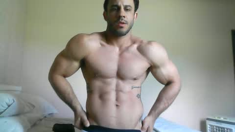 Snapshot of latino_rodri chatting on June 2026 04:49:02 PM latino_rodri online show from June 2026 04:49:02 PM