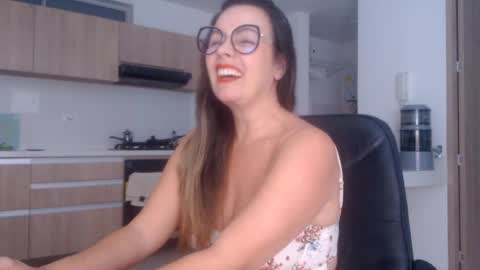 latinpaprika online show from August 2026 11:34:02 AM