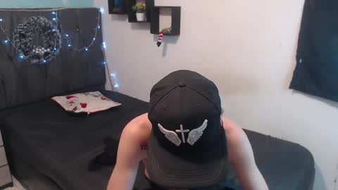 Snapshot of latins_boys_20 chatting on December 2024 09:44:02 AM NICK online show from December 2024 09:44:02 AM