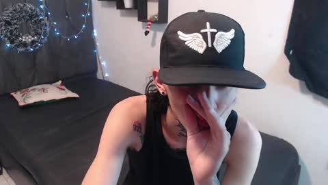 Snapshot of latins_boys_20 chatting on December 2024 04:12:02 AM NICK online show from December 2024 04:12:02 AM